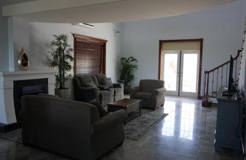 Bahamas Terrace Villa | SeaBreeze Vacation's 'Grand Villa Suite'