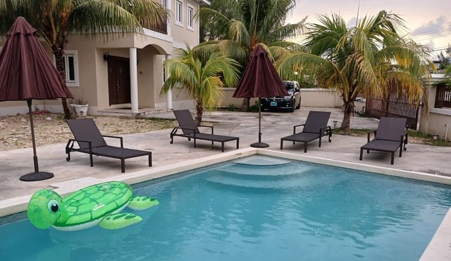 Leah's Heaven #1 - Sandrania Gardens Spacious Apt