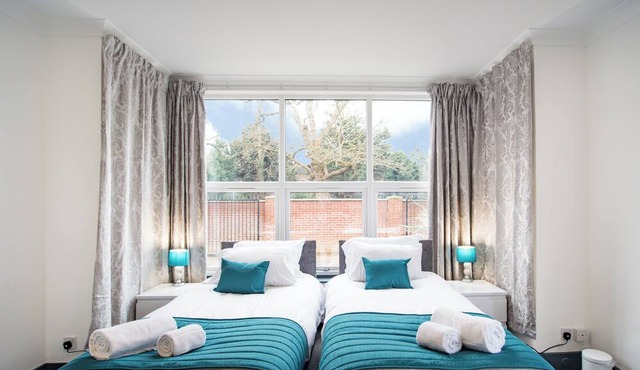 Deluxe Triple room of 3 with view
