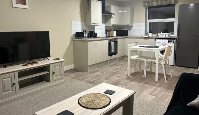Comfortable & Spacious Apartment